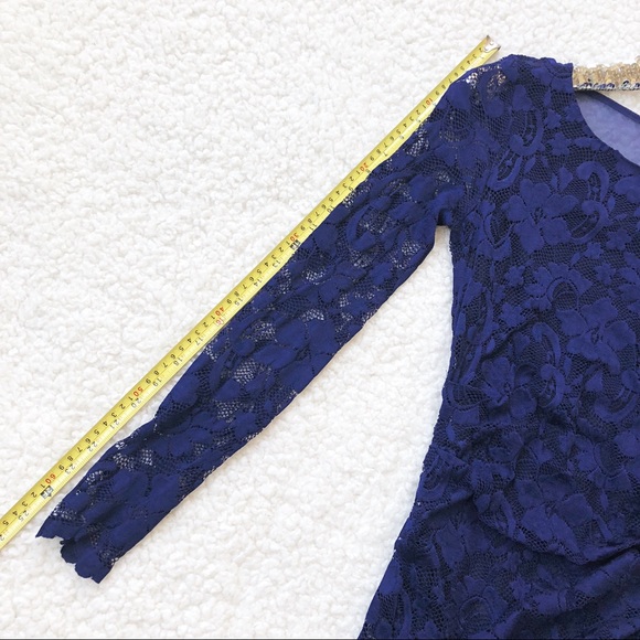 ✨Nicole Miller Lace Dress - Picture 6 of 8